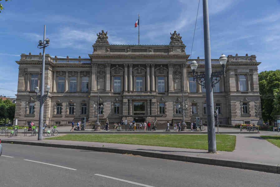Francia - Alsacia 112 - Estrasburgo - plaza de la República - Teatro Nacional de Estrasburgo.jpg